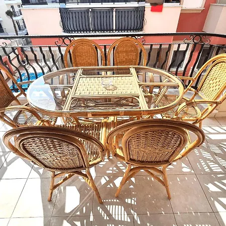 Apartman Large Sunny With Swimming Pool, 300 Meters From The Sea *